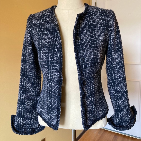 Redoute` women’s French style fitted wool tweed jacket with lace trim, size 6 - Picture 2 of 9